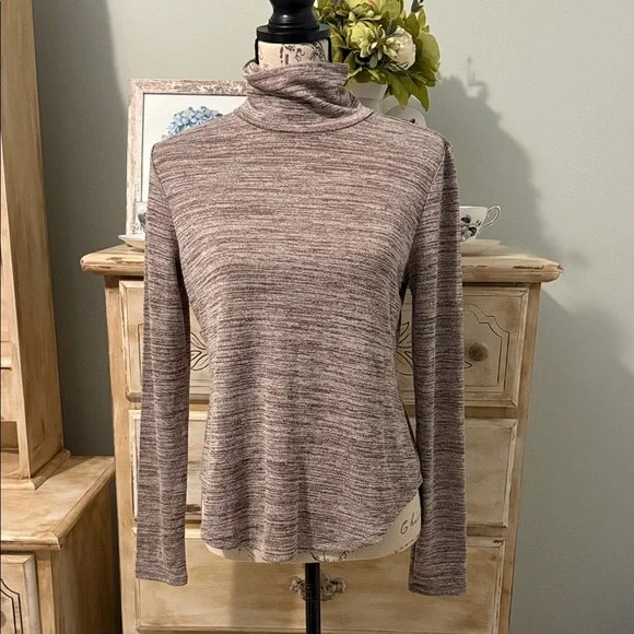 EUC Banana Republic Luxe Spun Heathered Brown Turtleneck Top - Picture 1 of 10